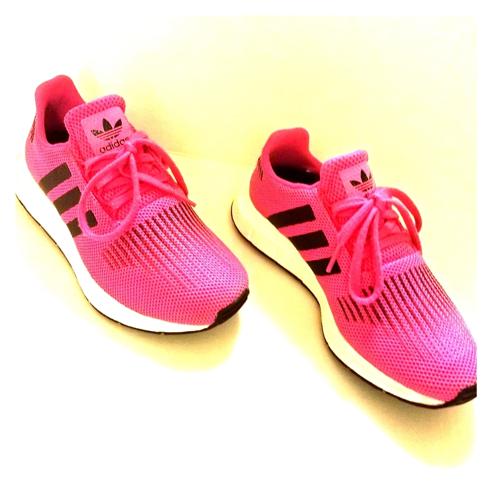 Women's Adidas Gym shoes
